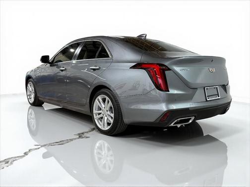2022 Cadillac CT4 Luxury