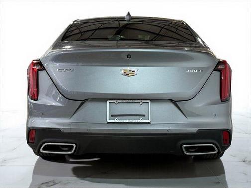 2022 Cadillac CT4 Luxury