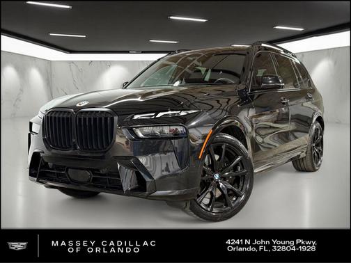 2023 BMW X7 xDrive40i