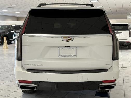 2022 Cadillac Escalade Premium Luxury