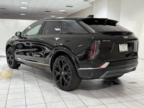 2025 Cadillac OPTIQ Luxury