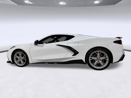 Arctic White 2024 Chevrolet Corvette Stingray w/3LT