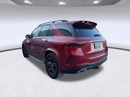 MANUFAKTUR Cardinal Red Metallic 2025 Mercedes-Benz GLE 450e 4MATIC
