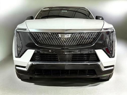 2025 Cadillac Escalade IQ Luxury 1