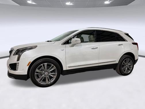 Crystal White Tricoat 2026 Cadillac XT5 Premium Luxury