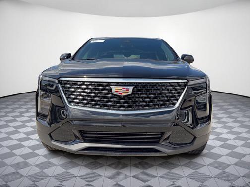 Stellar Black Metallic 2025 Cadillac XT4 Premium Luxury