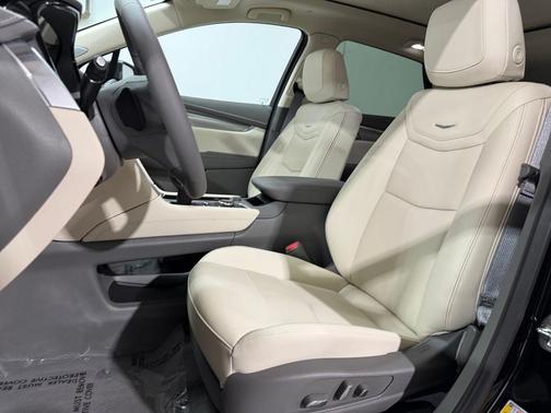 Stellar Black Metallic 2026 Cadillac XT5 Premium Luxury
