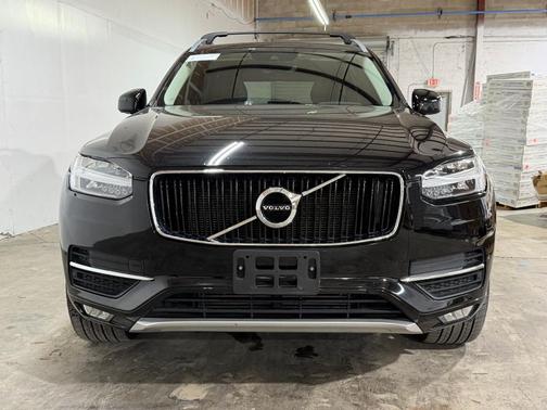 Onyx Black Metallic 2019 Volvo XC90 T6 Momentum