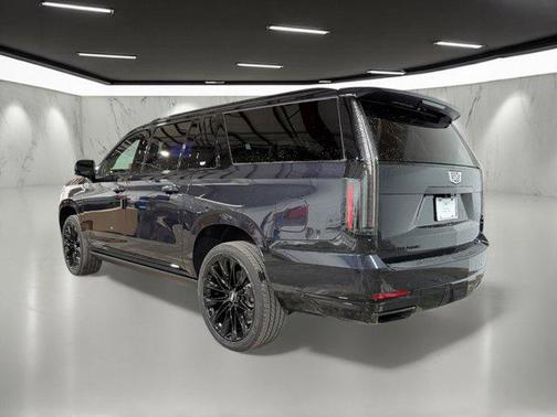 2026 Cadillac Escalade ESV Sport Platinum