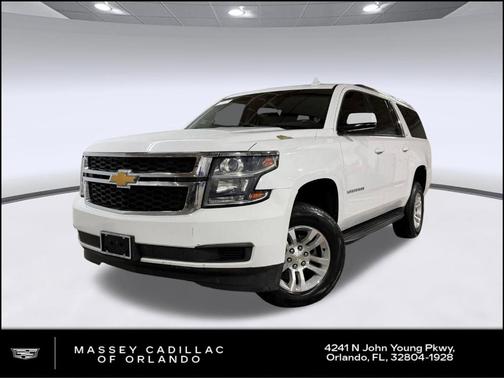Summit White 2019 Chevrolet Suburban LT