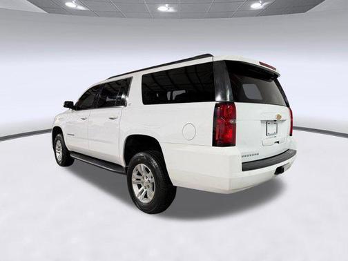 Summit White 2019 Chevrolet Suburban LT