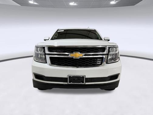 Summit White 2019 Chevrolet Suburban LT