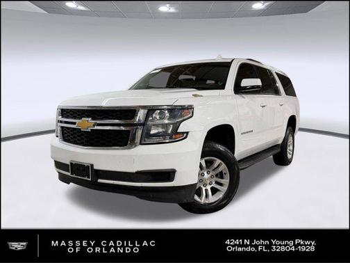 Summit White 2019 Chevrolet Suburban LT
