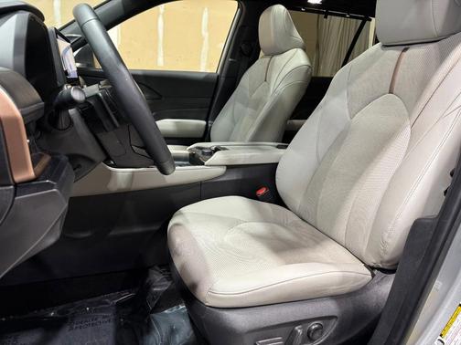 2024 Toyota Grand Highlander Hybrid Limited MAX