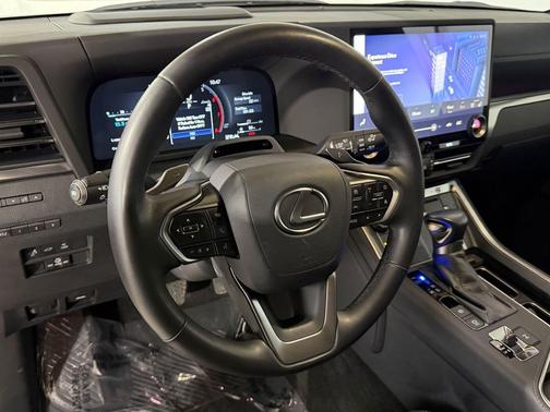 Eminent White Pearl 2024 Lexus GX 550 Luxury