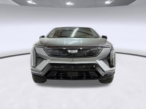 Argent Silver Metallic 2026 Cadillac OPTIQ Sport