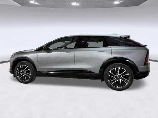 Argent Silver Metallic 2026 Cadillac OPTIQ Sport