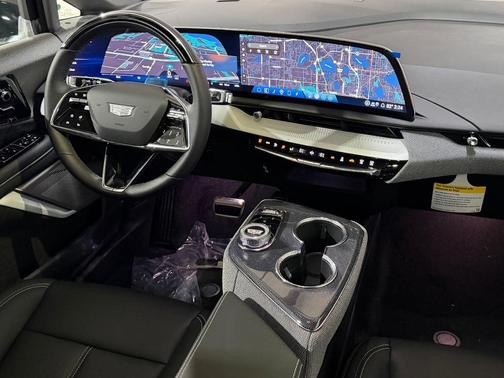 Argent Silver Metallic 2026 Cadillac OPTIQ Sport