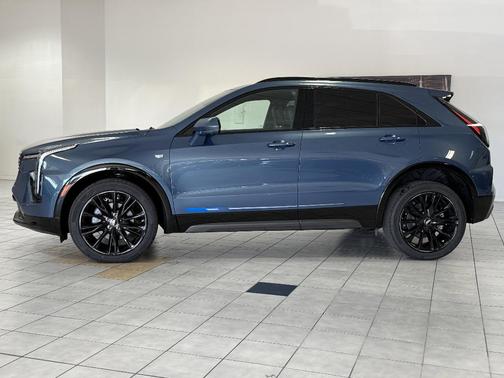 2025 Cadillac XT4 Sport