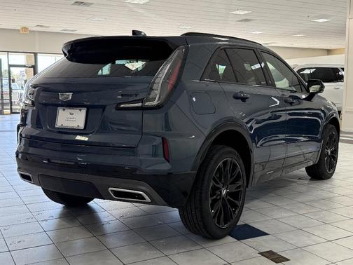 2025 Cadillac XT4 Sport