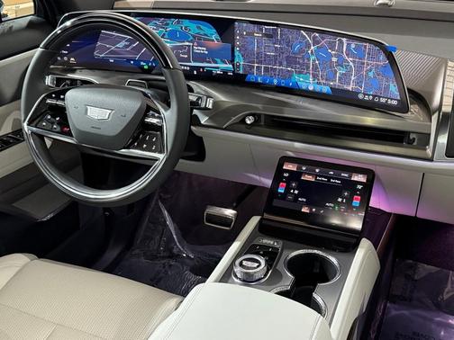 2026 Cadillac VISTIQ Sport