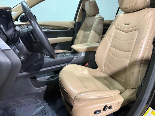 2020 Cadillac XT6 Premium Luxury FWD