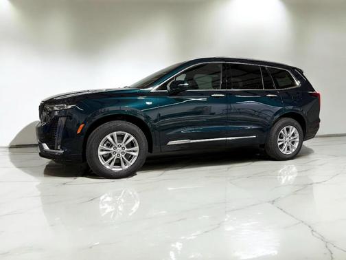 2025 Cadillac XT6 Luxury FWD