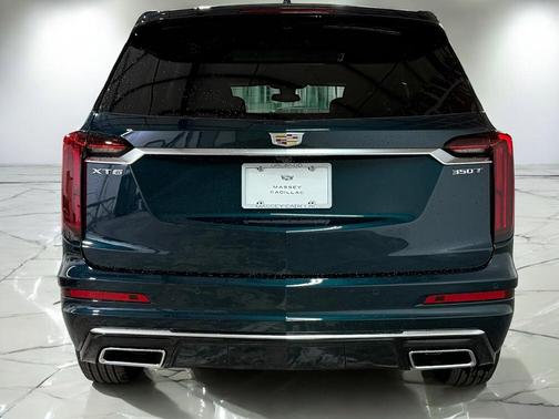 2025 Cadillac XT6 Luxury FWD