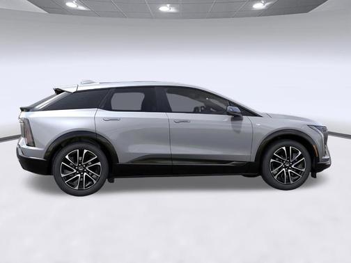Argent Silver Metallic 2026 Cadillac OPTIQ Sport