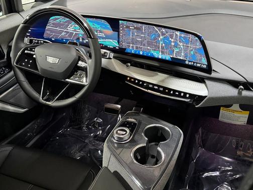 Argent Silver Metallic 2026 Cadillac OPTIQ Sport