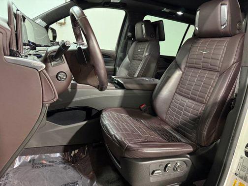 2023 Cadillac Escalade ESV Sport Platinum