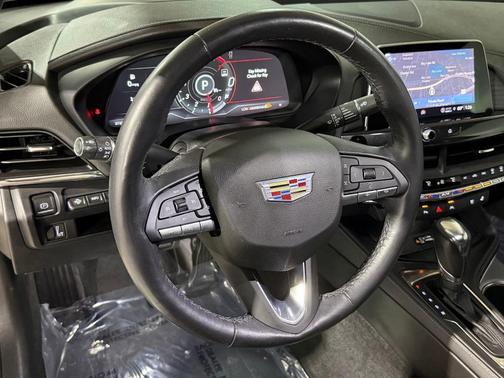 2023 Cadillac CT4 Premium Luxury