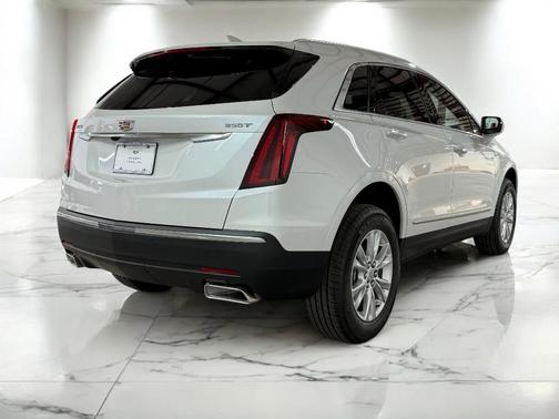 2025 Cadillac XT5 Luxury