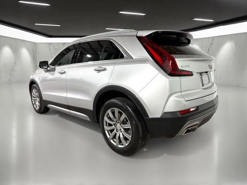 2021 Cadillac XT4 Premium Luxury