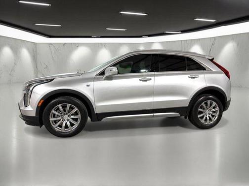 2021 Cadillac XT4 Premium Luxury