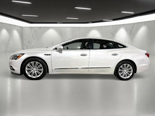 2018 Buick LaCrosse Essence
