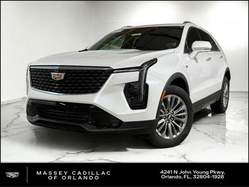 2025 Cadillac XT4 Premium Luxury