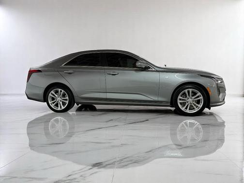 2025 Cadillac CT4 Luxury RWD