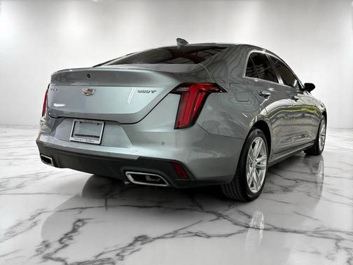2025 Cadillac CT4 Luxury RWD
