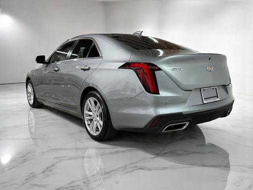 2025 Cadillac CT4 Luxury RWD