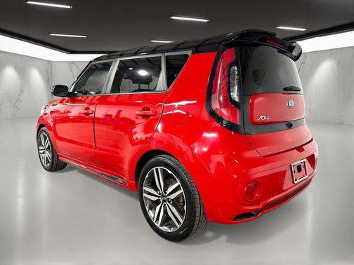 2019 Kia Soul +