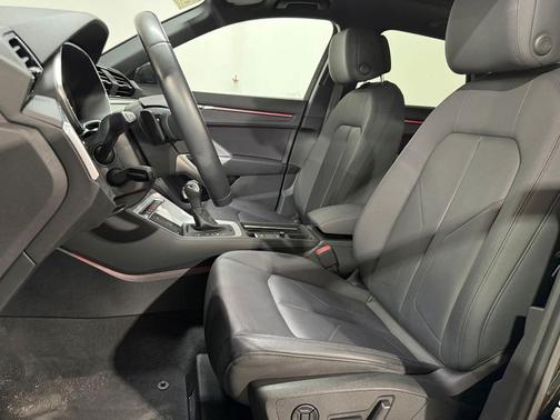 Mythos Black Metallic 2021 Audi Q3 45 S line Premium Plus