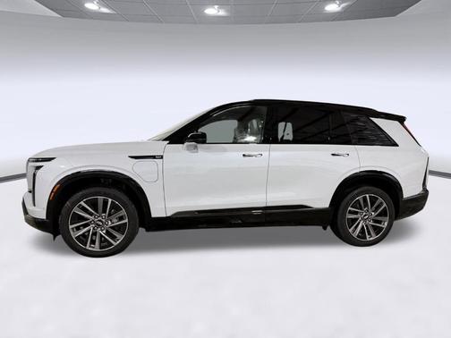 Vibrant White Tricoat 2026 Cadillac VISTIQ Sport