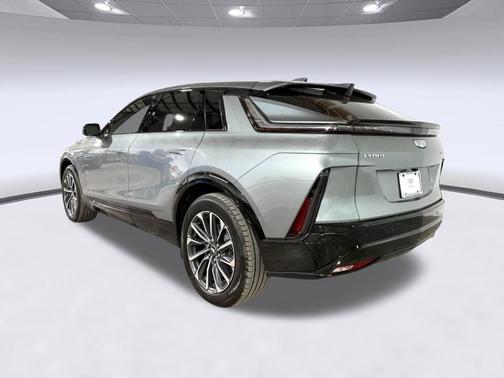 Argent Silver Metallic 2026 Cadillac LYRIQ Sport