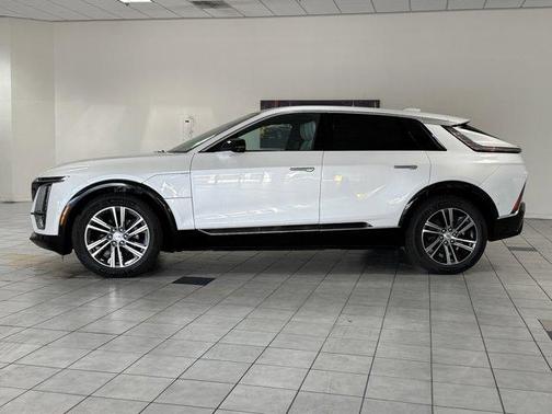 2025 Cadillac LYRIQ Luxury w/1SC