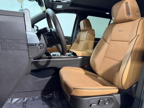 Deep Sea Metallic 2026 Cadillac Escalade Luxury