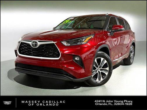 2024 Toyota Highlander XLE