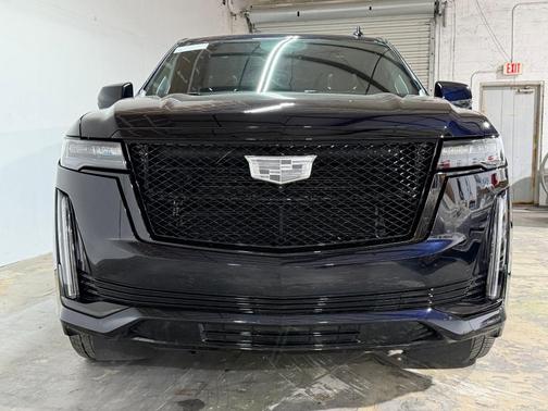 Dark Moon Blue Metallic 2023 Cadillac Escalade ESV Sport Platinum