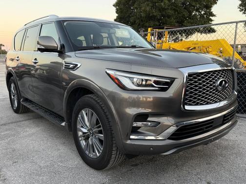 2019 INFINITI QX80 Luxe