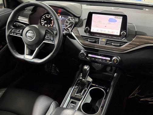 2020 Nissan Altima Platinum FWD